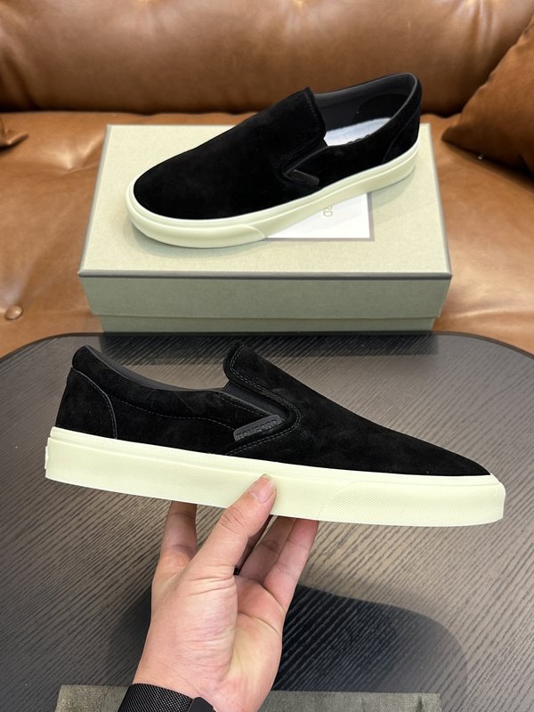 TOM FORD 가죽 로우톱 스니커즈 001-195187