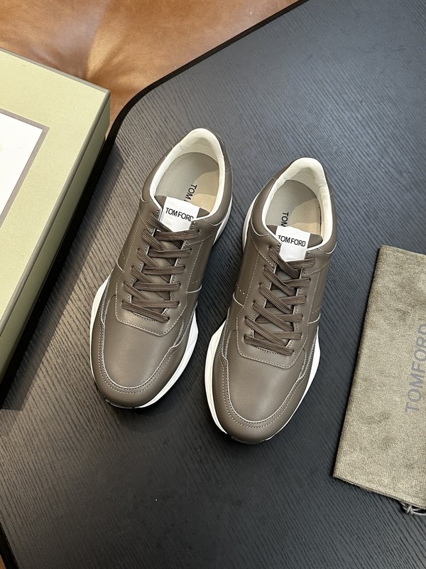 TOM FORD 가죽 로우탑 스니커즈 001-195221