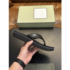 톰포드 EVA 두꺼운 바닥 소 가죽 플립플롭 001-195272