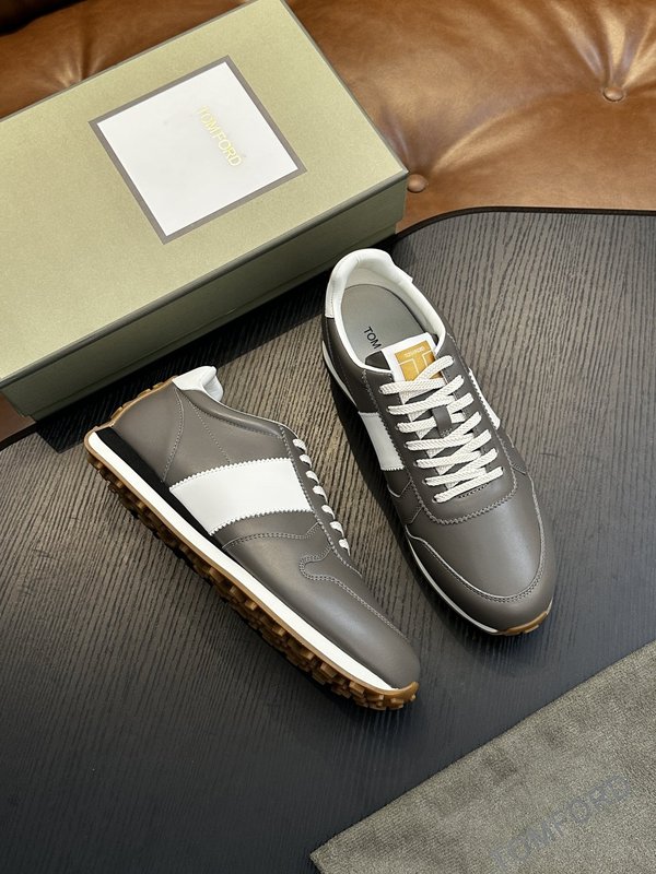 TOM FORD 가죽 로우톱 스니커즈 001-195281
