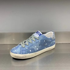 Golden Goose 클래식 운동화 001-195329