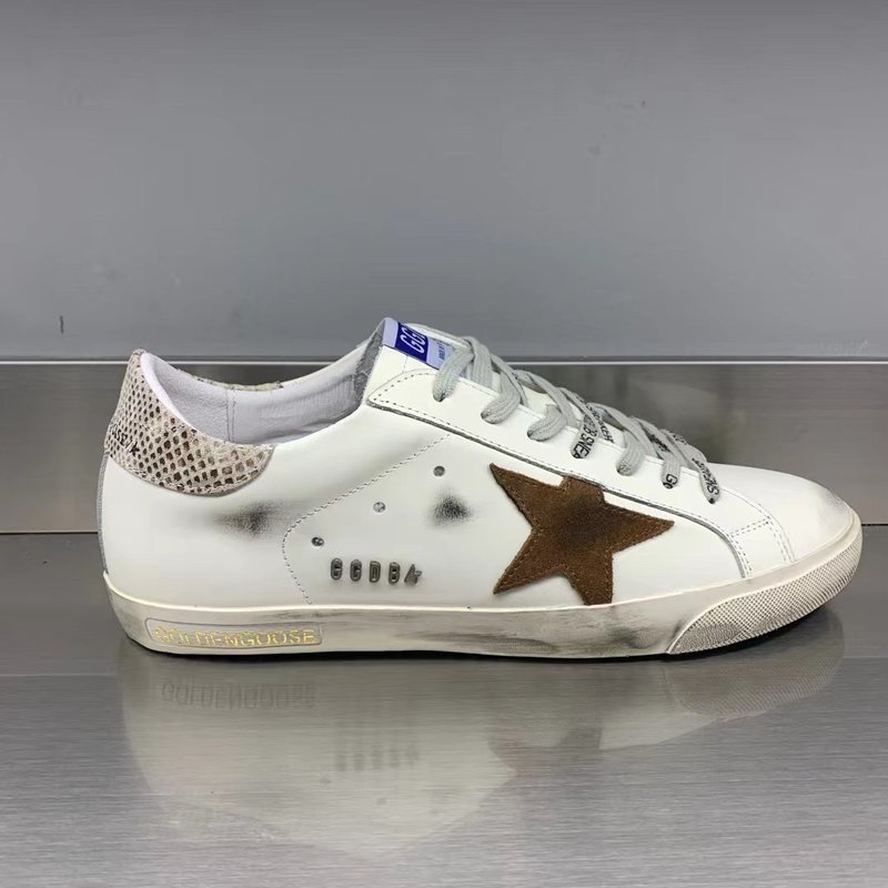 Golden Goose 슈퍼스타 운동화 001-195333