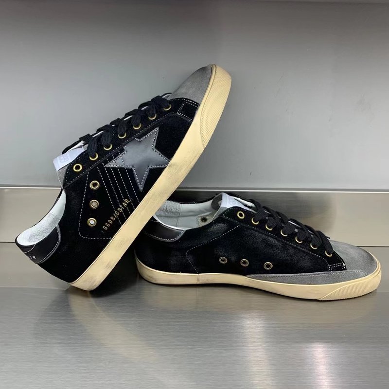 Golden Goose Super Star 운동화 001-195352
