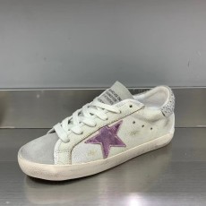 Golden Goose 클래식 스타 운동화 001-195417