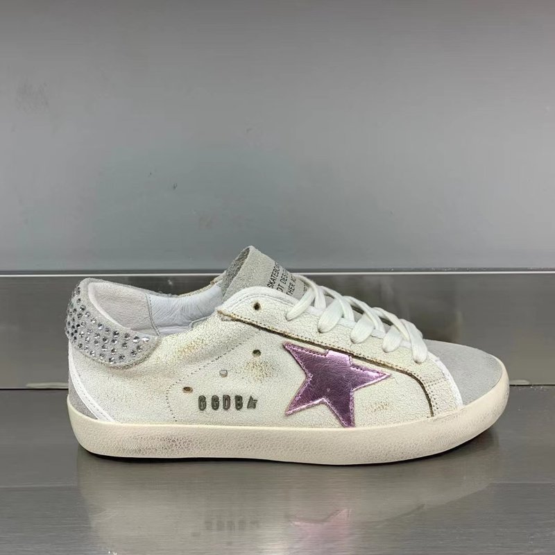 Golden Goose 클래식 스타 운동화 001-195417