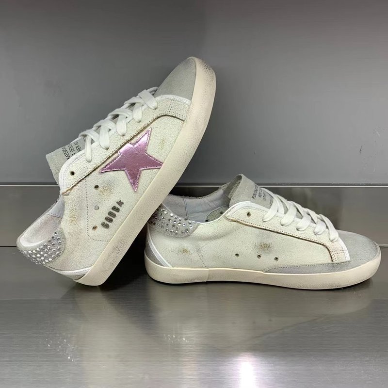 Golden Goose 클래식 스타 운동화 001-195417