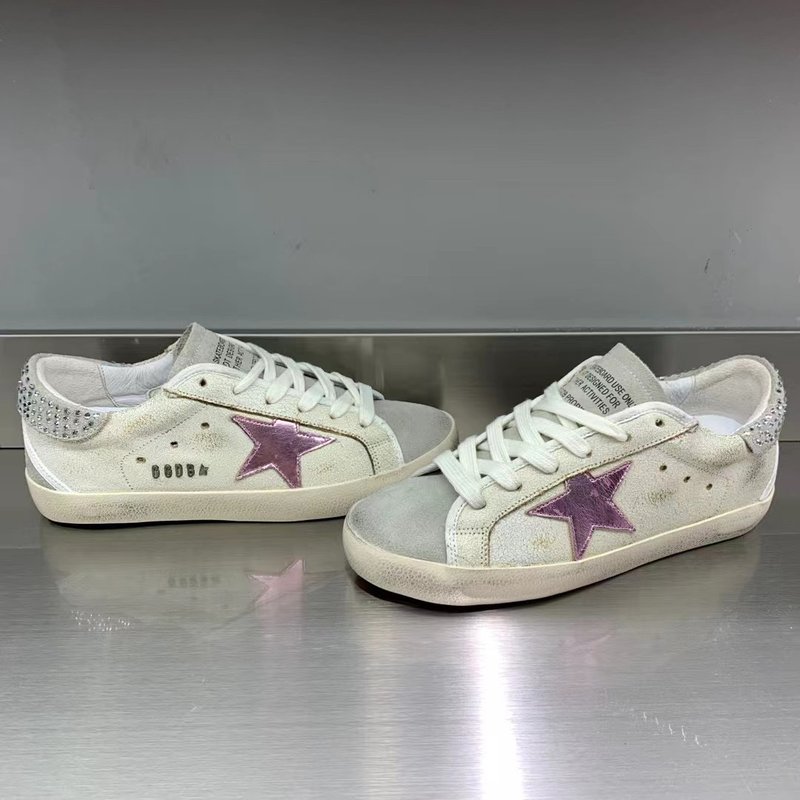 Golden Goose 클래식 스타 운동화 001-195417