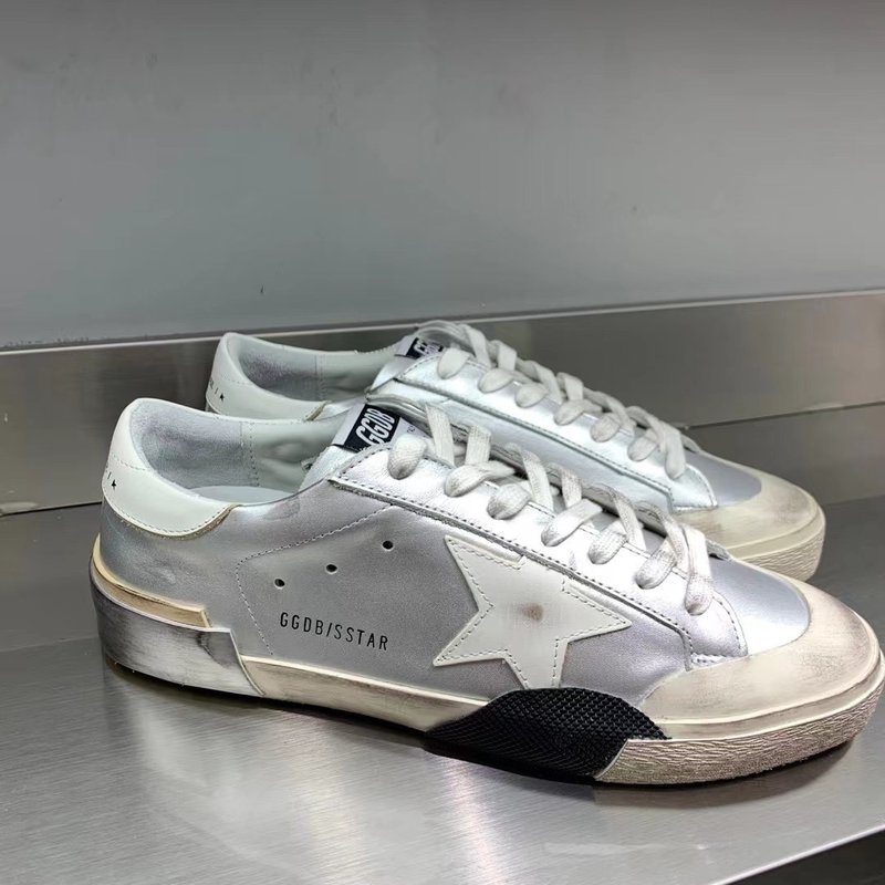Golden Goose Super Star 운동화 001-195479