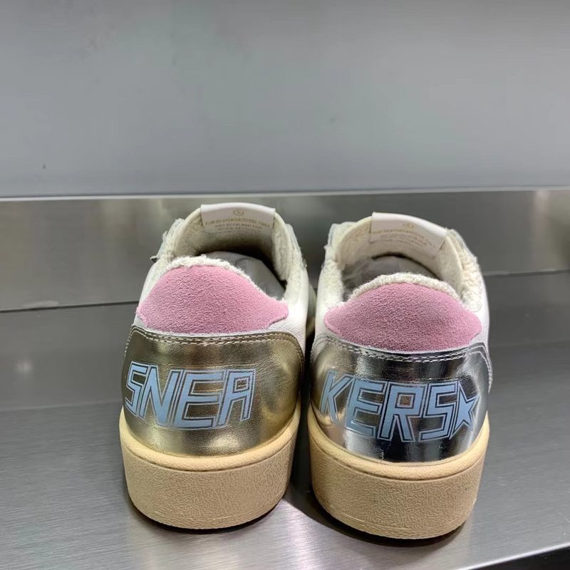 Golden Goose 클래식 운동화 001-195480