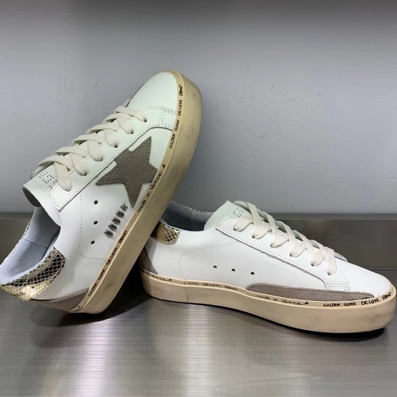 Golden Goose Hi Star 운동화 001-195503