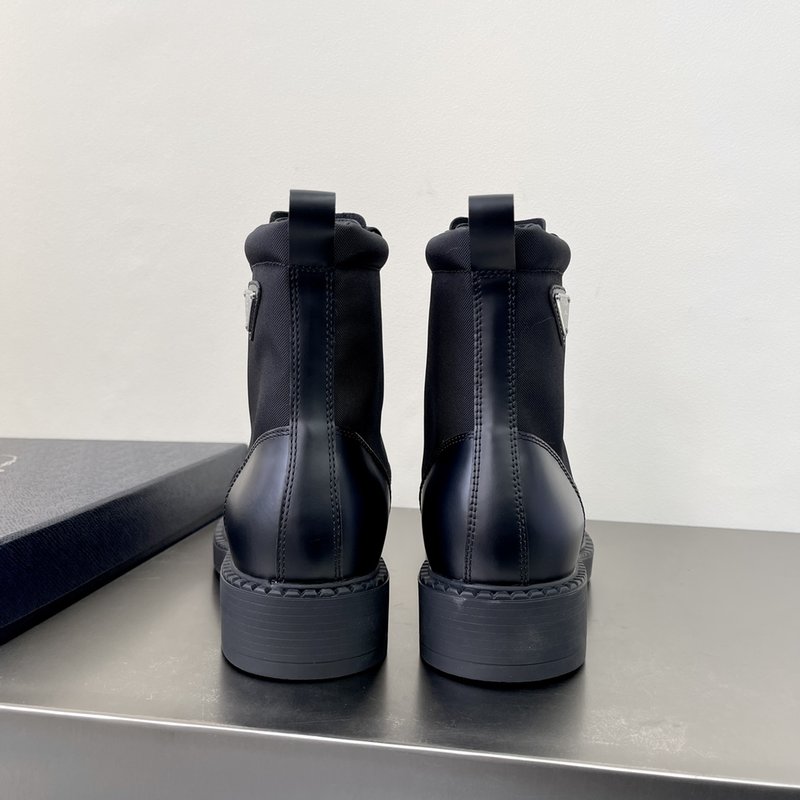 프라다 Prada Rois 가죽 나일론 부츠 001-195581