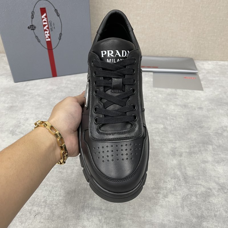 Prada 로고 플레이트 두꺼운 밑창 운동화 001-195594