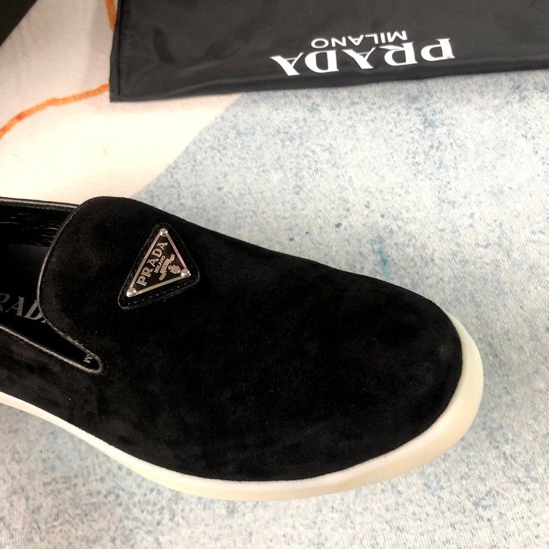 PRADA 블랙 슈즈 001-195608