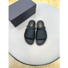 PRADA 하이엔드 럭셔리 슬리퍼 001-195627