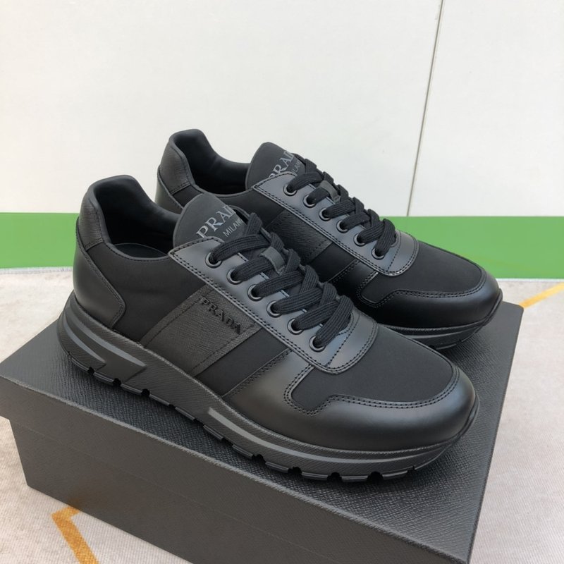 PRADA 남성 캐주얼 오일 왁스 가죽슈즈 001-195632