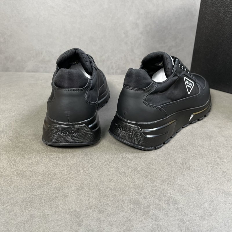 PRADA Cloudbust Thunder 운동화 001-195635