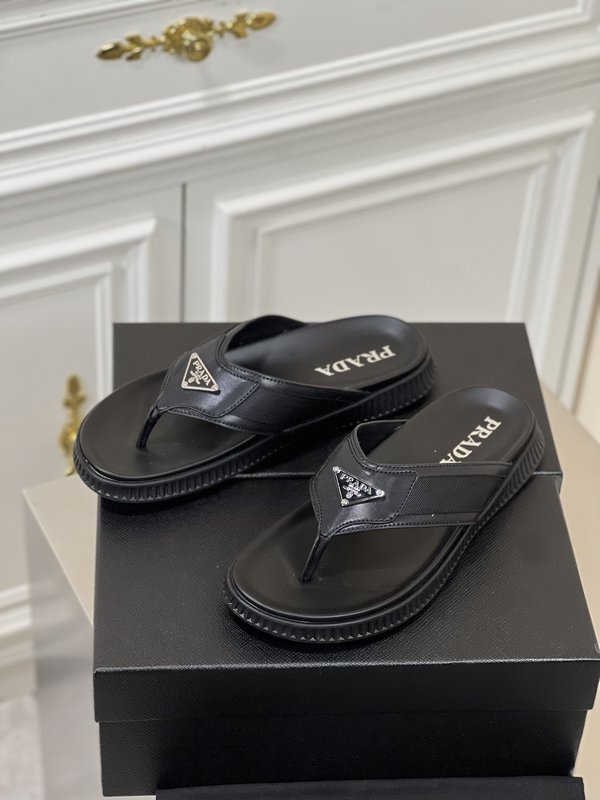 Prada 럭셔리 남성 샌들 슬리퍼 001-195656