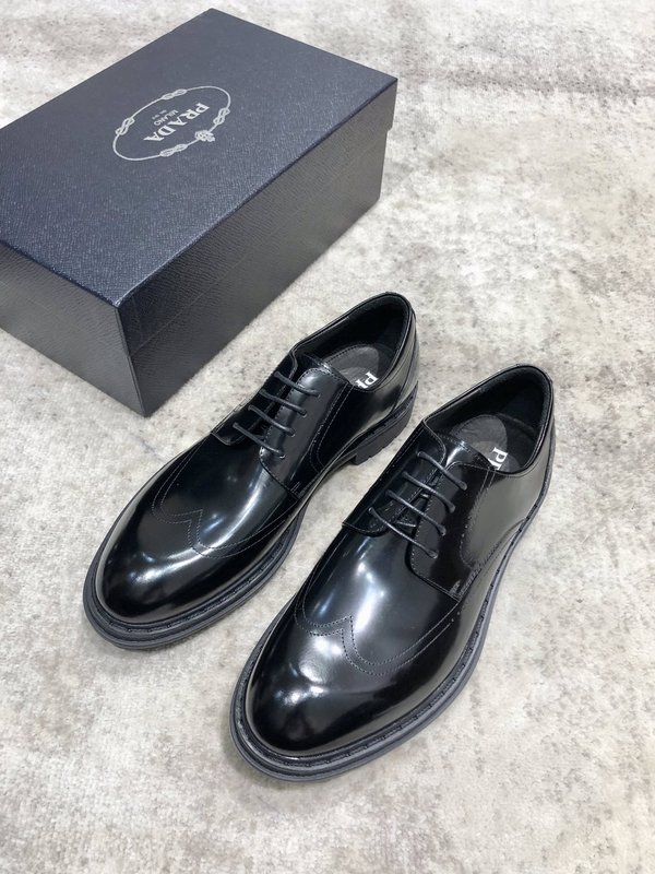 프라다 Prada 신규 가죽 슈즈 001-195688