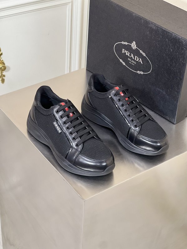 Prada 남성 가죽 두꺼운 바닥 운동화 001-195702