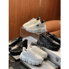 Prada 시리즈 상품 컬렉션 001-195707