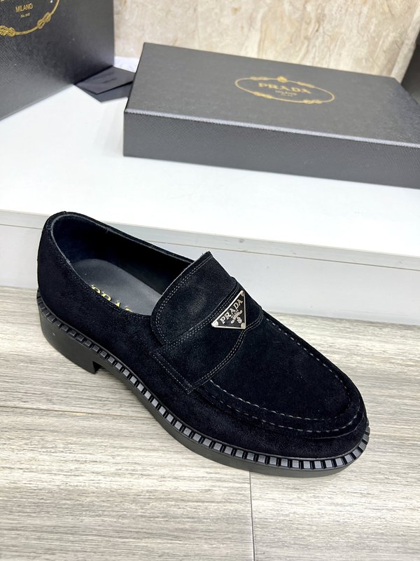 프라다 Prada 신규 스웨이드 가죽 슈즈 001-195744