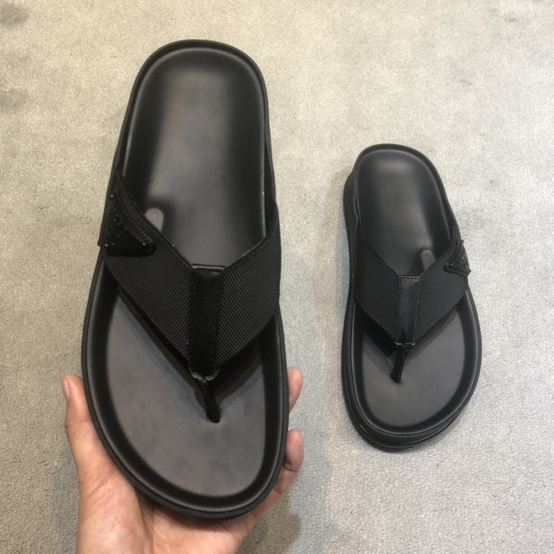PRADA 심플 멀티 비치 샌들 001-195770