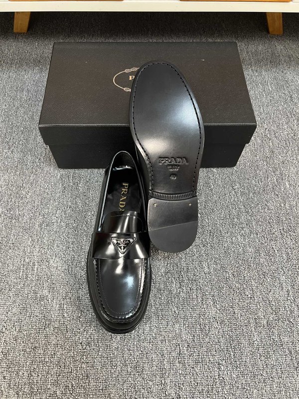 프라다 Prada 남성 프리미엄 가죽 구두 001-195776