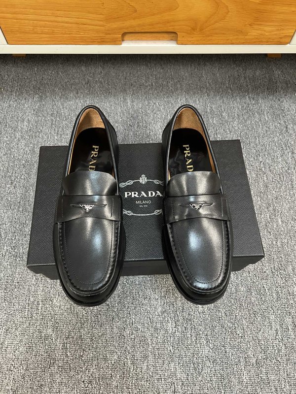 프라다 Prada 남성 소가죽 구두 001-195779