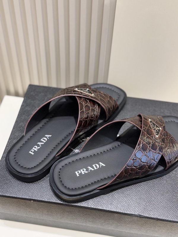 Prada 더블 스트랩 가죽 남성 슬리퍼 001-195781