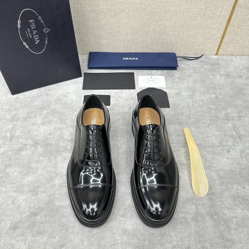 프라다 PRADA 삼각 로고 플랫폼 로퍼 001-195805