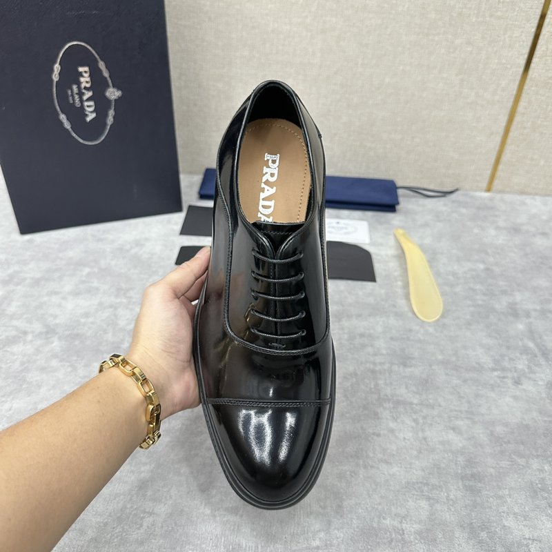 프라다 PRADA 삼각 로고 플랫폼 로퍼 001-195805