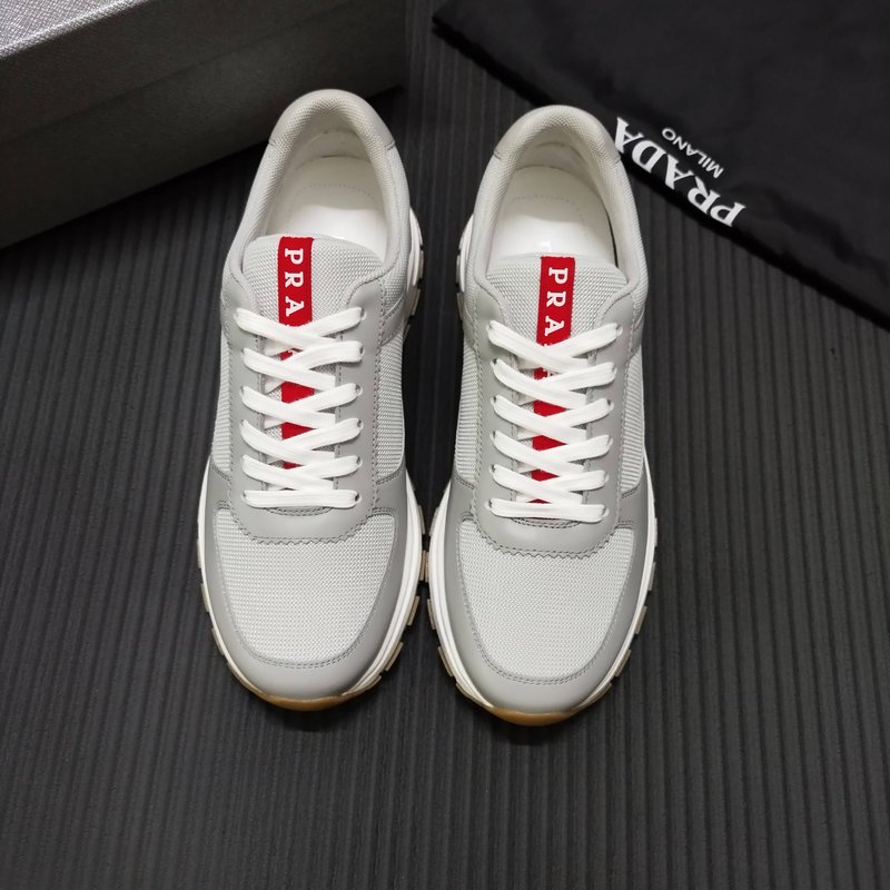 PRADA 그레이 메쉬 운동화 신제품 001-195820