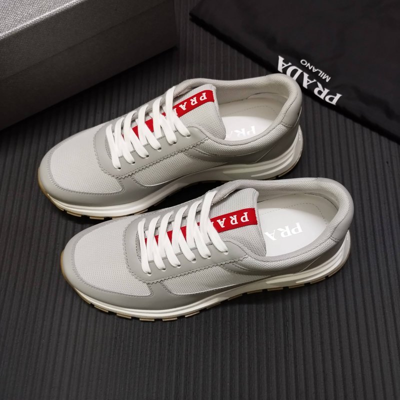 PRADA 그레이 메쉬 운동화 신제품 001-195820