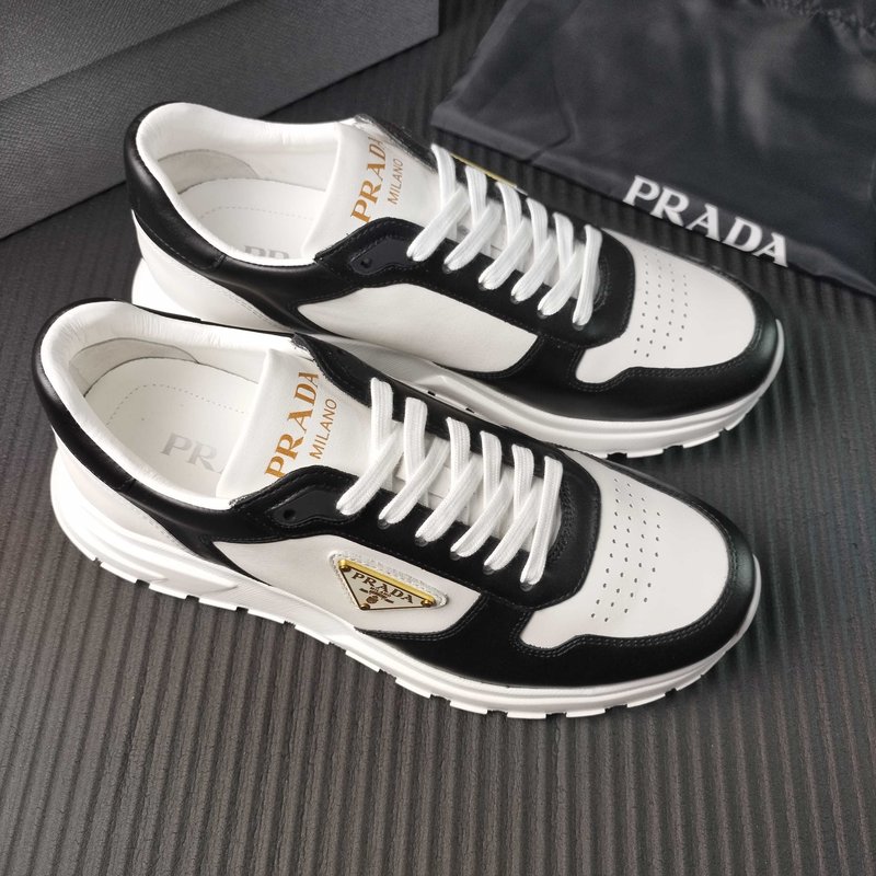 Prada 프라다 신규 화이트 블랙 컬러 슈즈 001-195830
