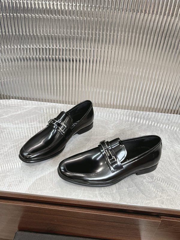 Prada 프라다 남성 캐주얼 로퍼 가죽신발 001-195855