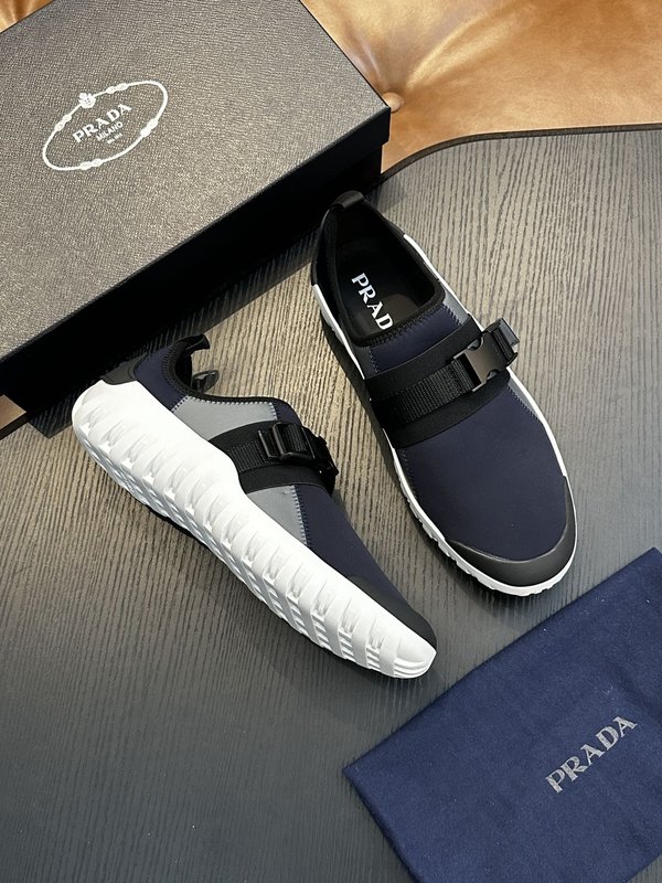 Prada 프라다 남성 나일론 운동화 001-195874