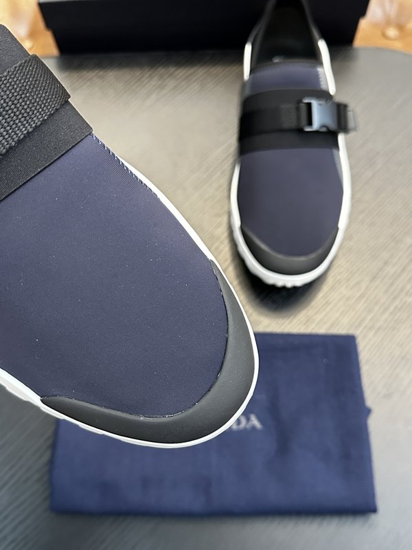 Prada 프라다 남성 나일론 운동화 001-195874