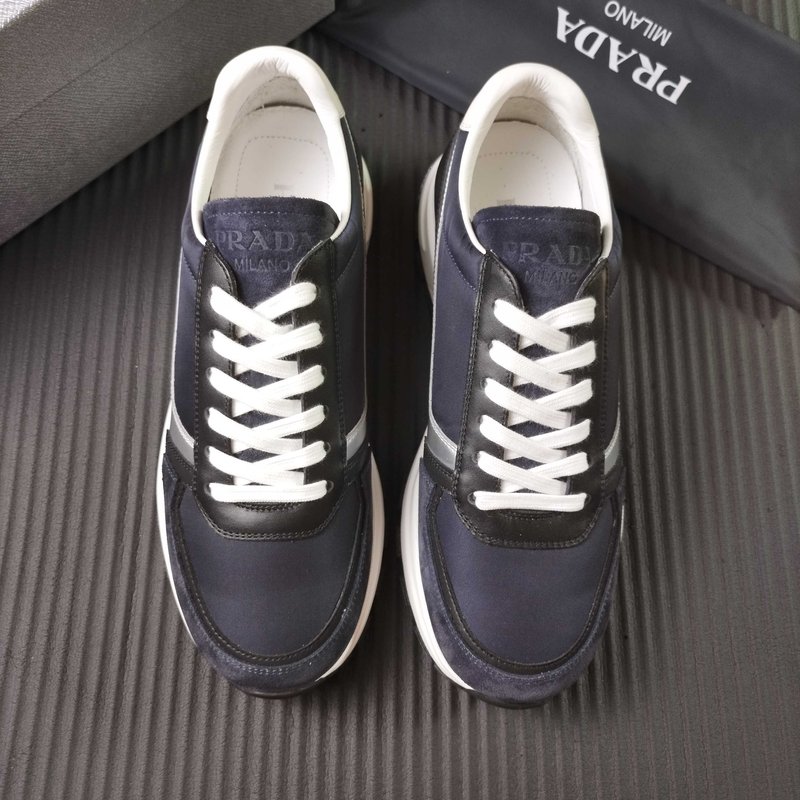 PRADA 란포 소재 운동화 001-195977