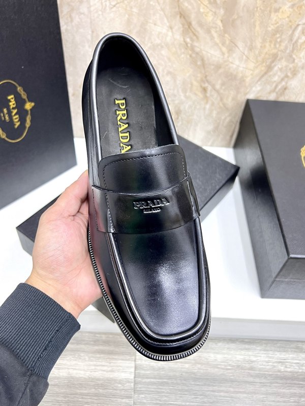 Prada 프라다 남성 비즈니스 가죽 로퍼 001-196018