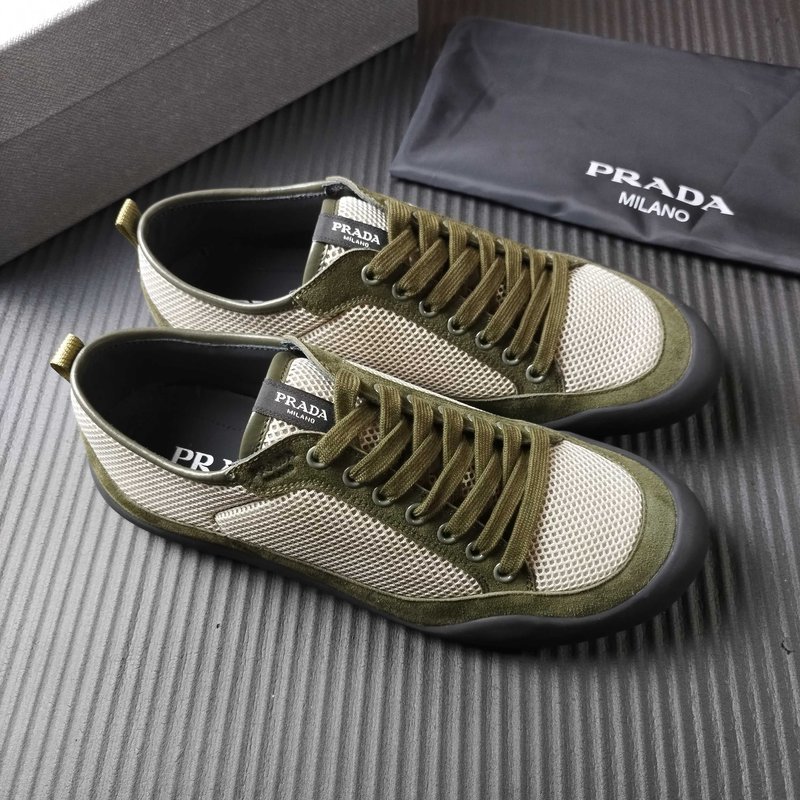 PRADA 프라다 그린 로우톱 스니커즈 001-196047