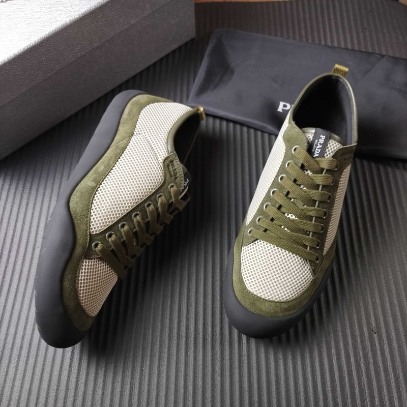 PRADA 프라다 그린 로우톱 스니커즈 001-196047