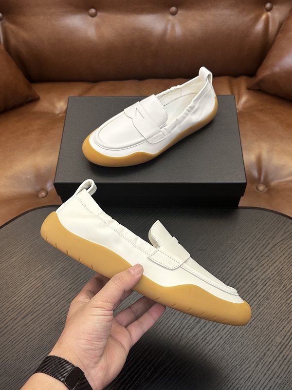 Prada 프라다 남성 나일론 운동화 001-196074