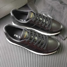 PRADA 블랙 캐주얼 스니커즈 001-196095