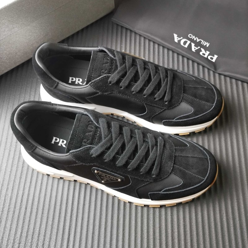 PRADA 프라다 검은색 패브릭 운동화 001-196106