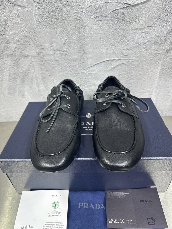 PRADA 레트로 남성 레이어드 캐주얼 가죽슈즈 001-196116