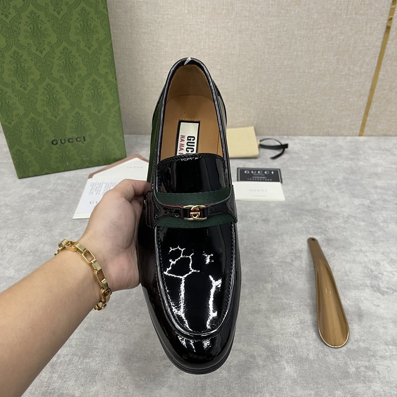 GUCCI 말비트 장식 남성 로퍼 001-196189