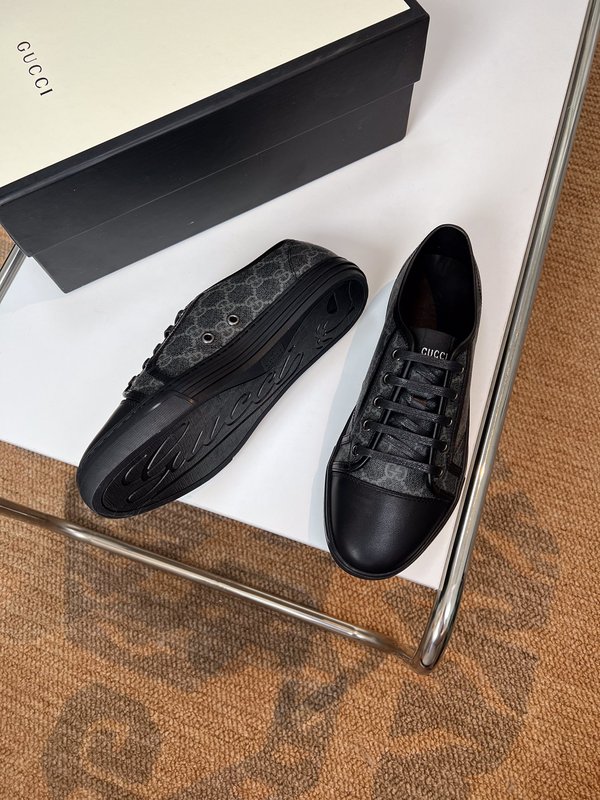 GUCCI 클래식 남성화 수입 가죽 더블 G 001-196203