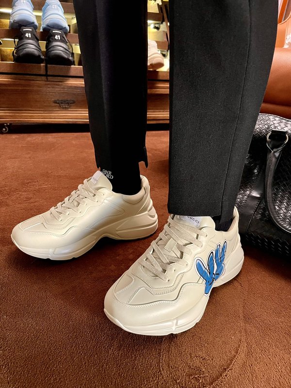 Gucci 구치 2023 토끼 한정판 Rhyton 운동 001-196211
