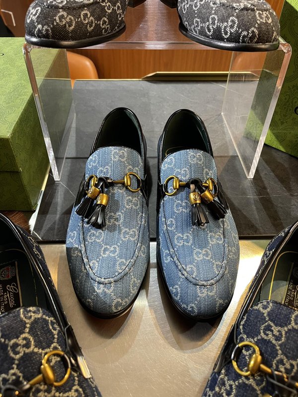 GUCCI 말비트 장식 남성 로퍼 001-196242