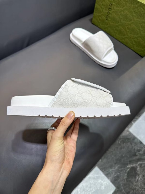 GUCCI 화이트 플랫폼 슬리퍼 001-196246